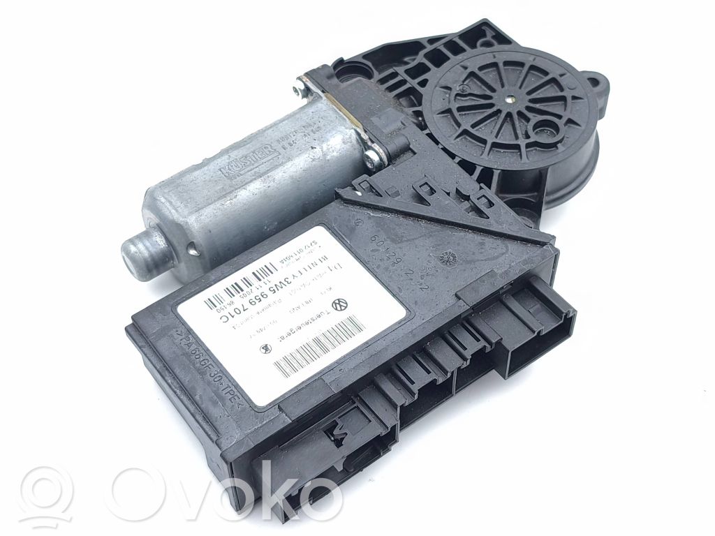 Silnik regulatora szyby drzwi przednich   3W5959701C,05074927,S212011604A,0130821965