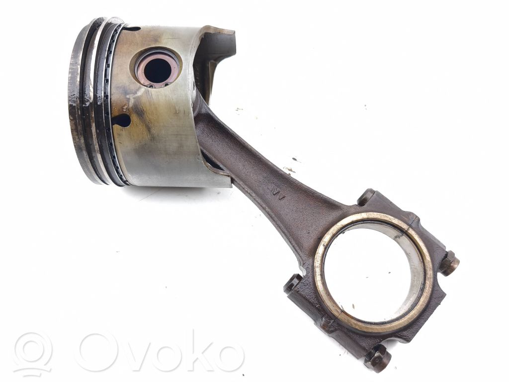 Pistón con biela   UE9840