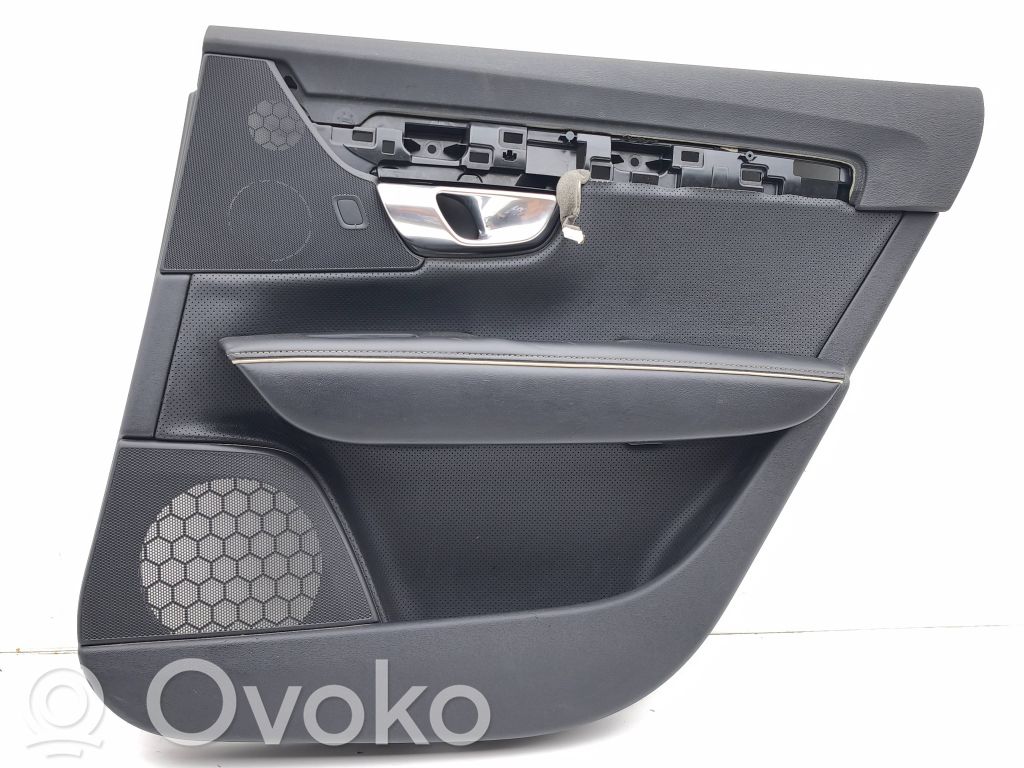 Volvo S90, V90 Rivestimento del pannello della portiera posteriore