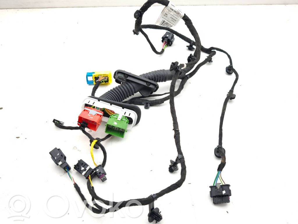 Etuoven johtosarja   50578407,01510,21062025
