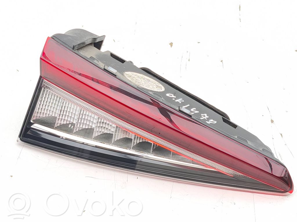 Skoda Enyaq iV Tailgate rear/tail lights 
