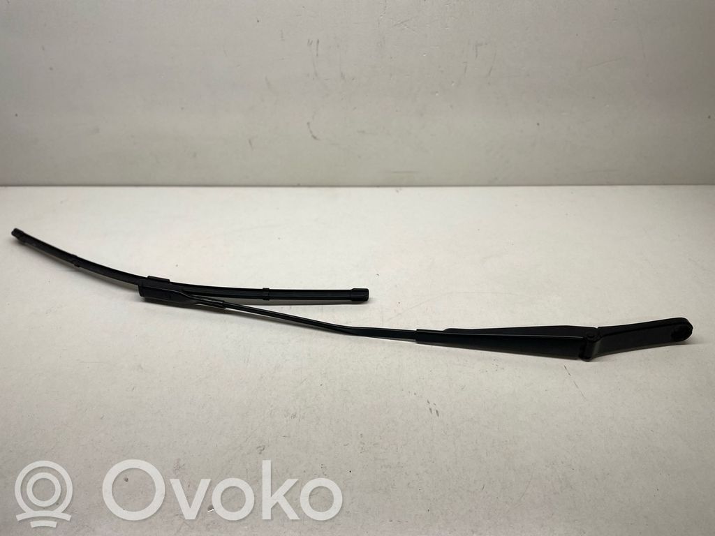 Front wiper blade arm   8W7955408
