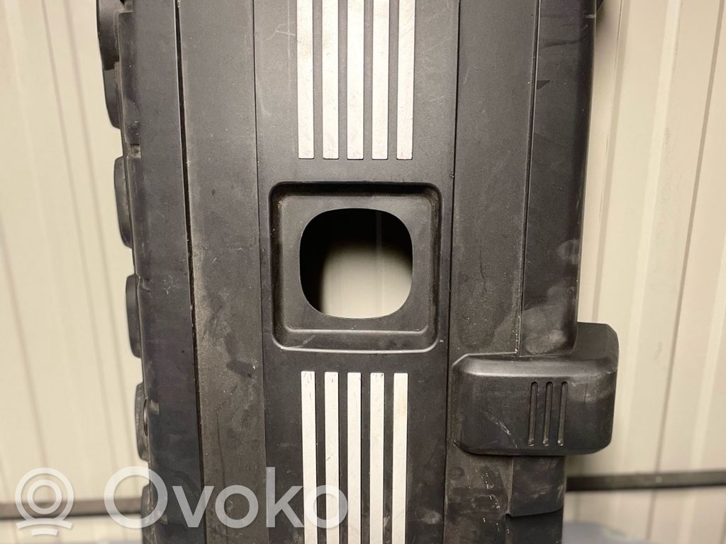 BMW 3 E92 E93 Engine cover (trim) 
