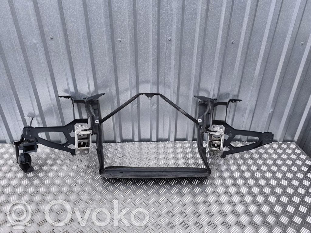 Radiatorių panelė