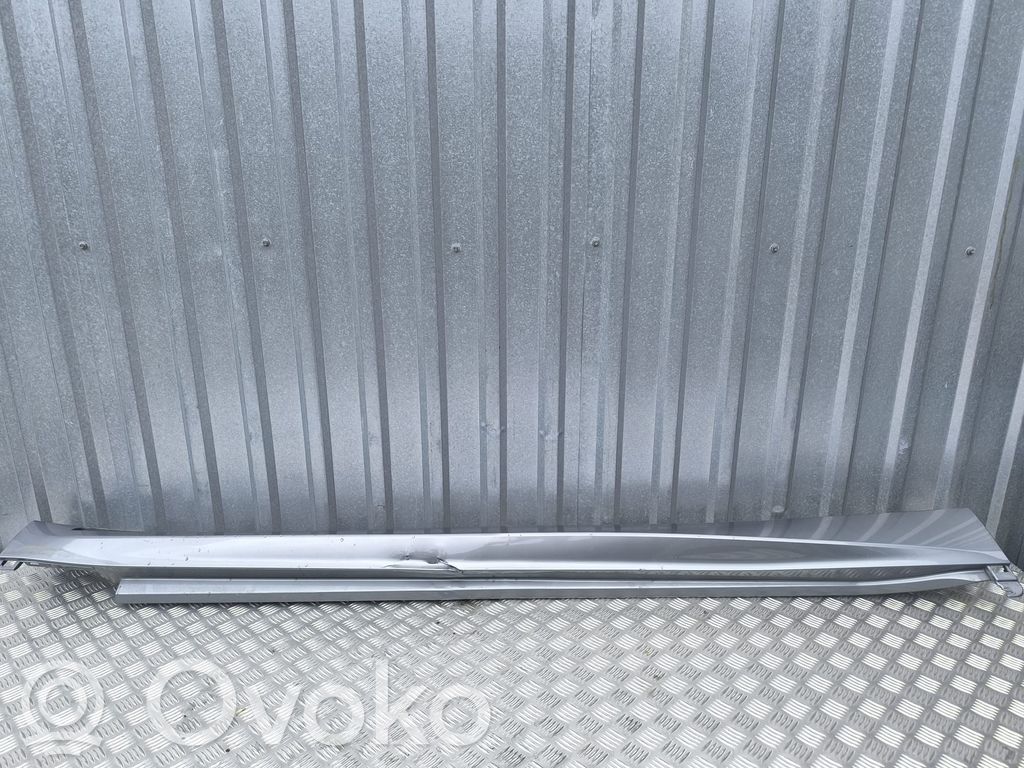 Slenkstis   8069277