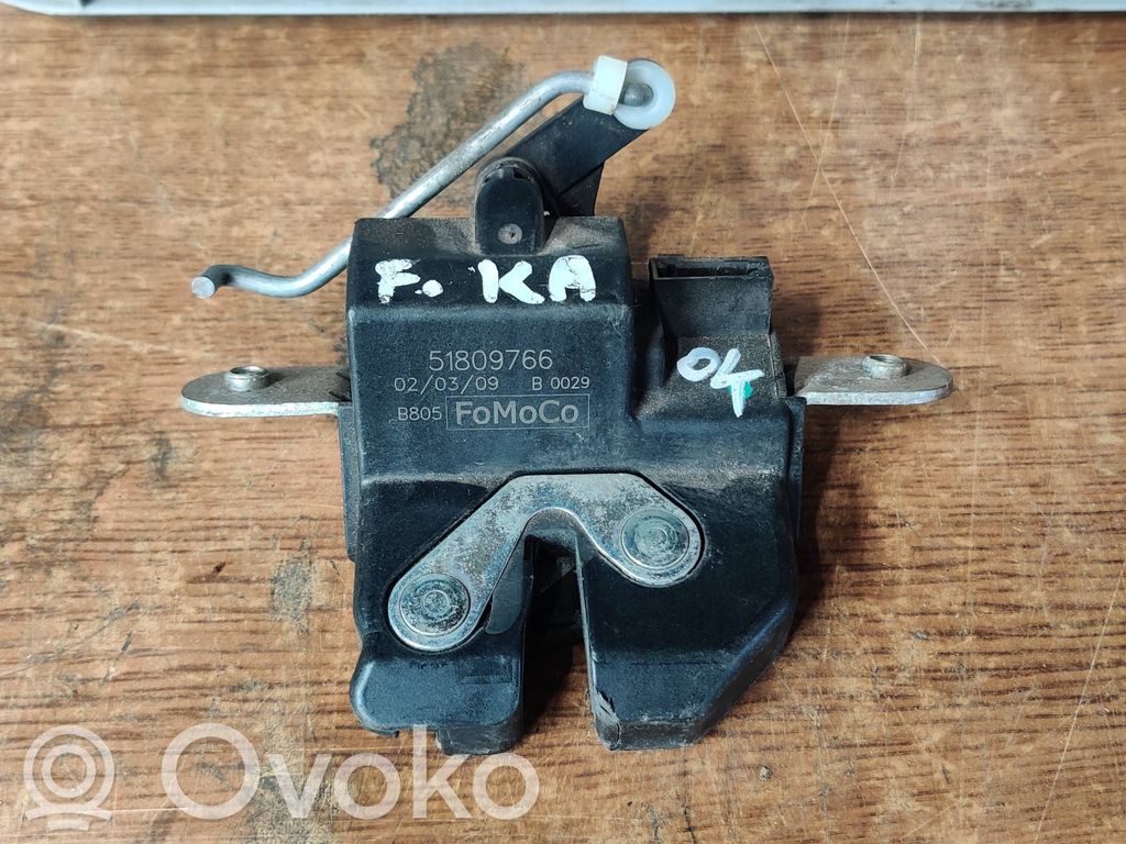 Tailgate lock latch   51809766