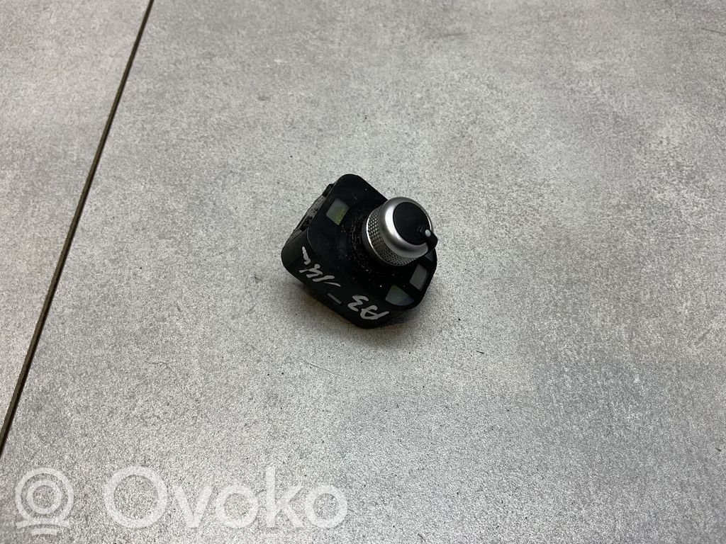 Wing mirror switch   8V0959650