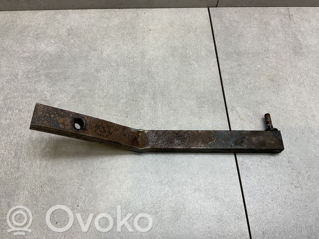 Audi A5 Sportback 8TA Radiator support slam panel bracket 