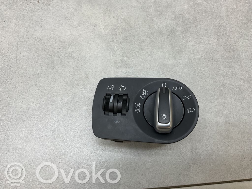 Audi A1 Light switch 