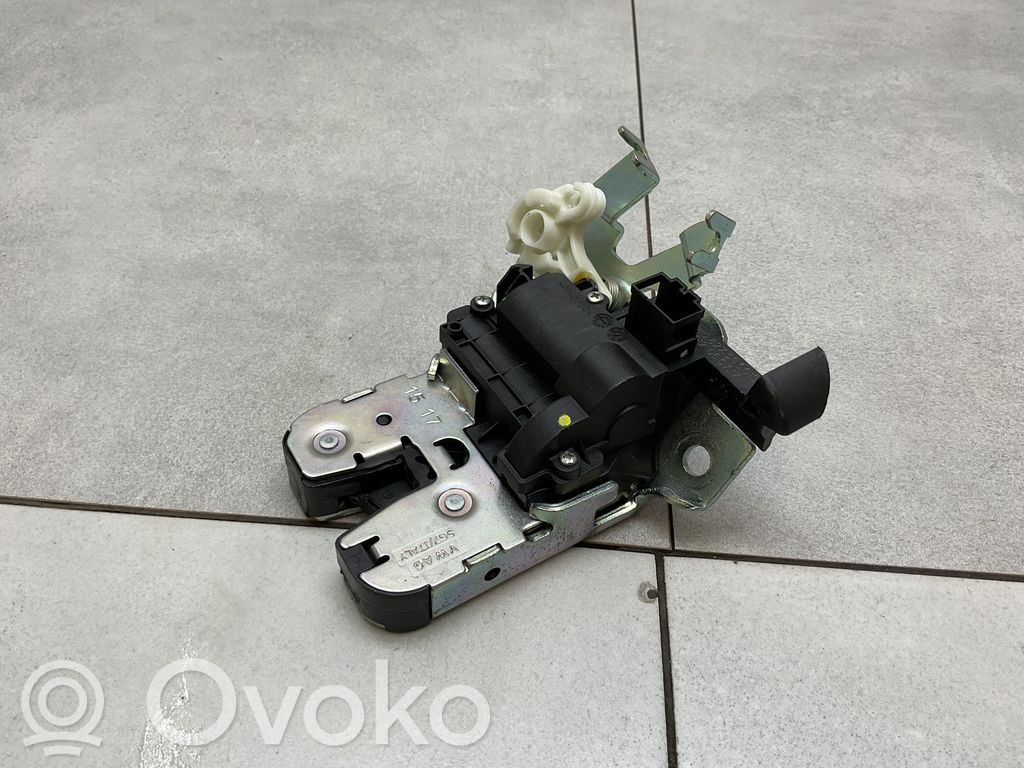Audi A4 S4 B9 Tailgate/trunk/boot lock/catch/latch 