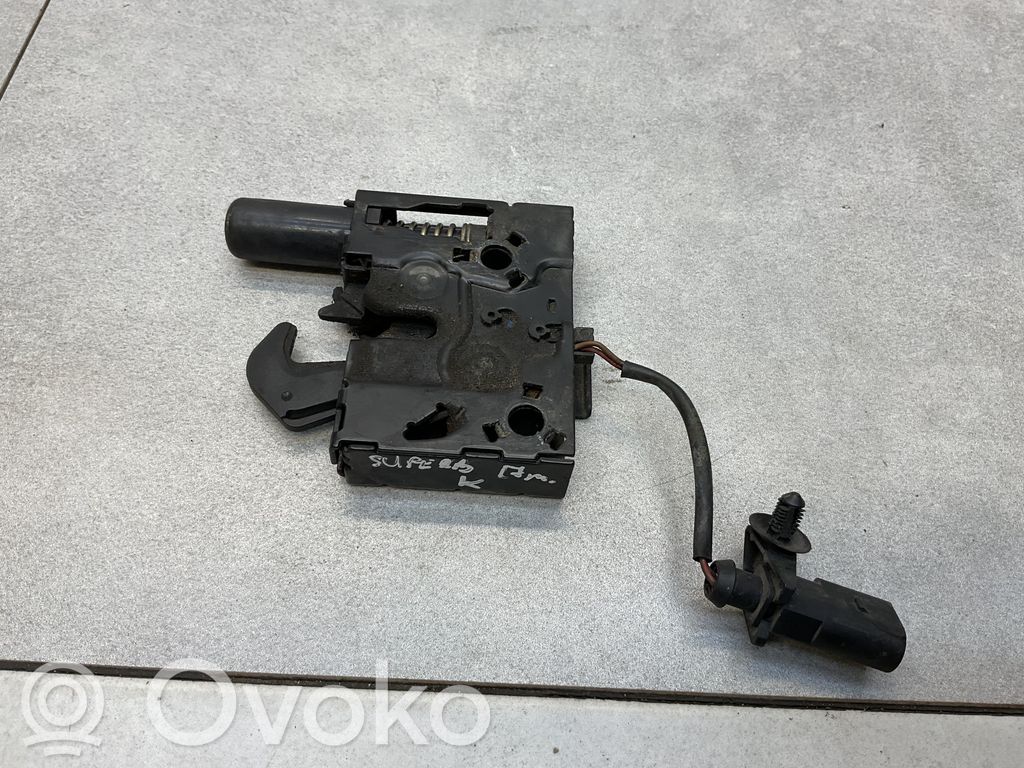 Skoda Superb B8 (3V) Engine bonnet/hood lock/catch 