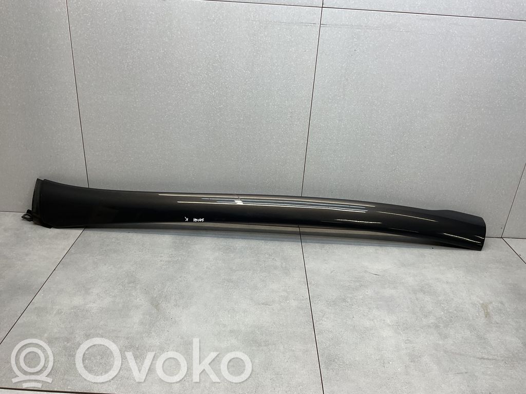 Opel Zafira C Priekinio stiklo apdaila 