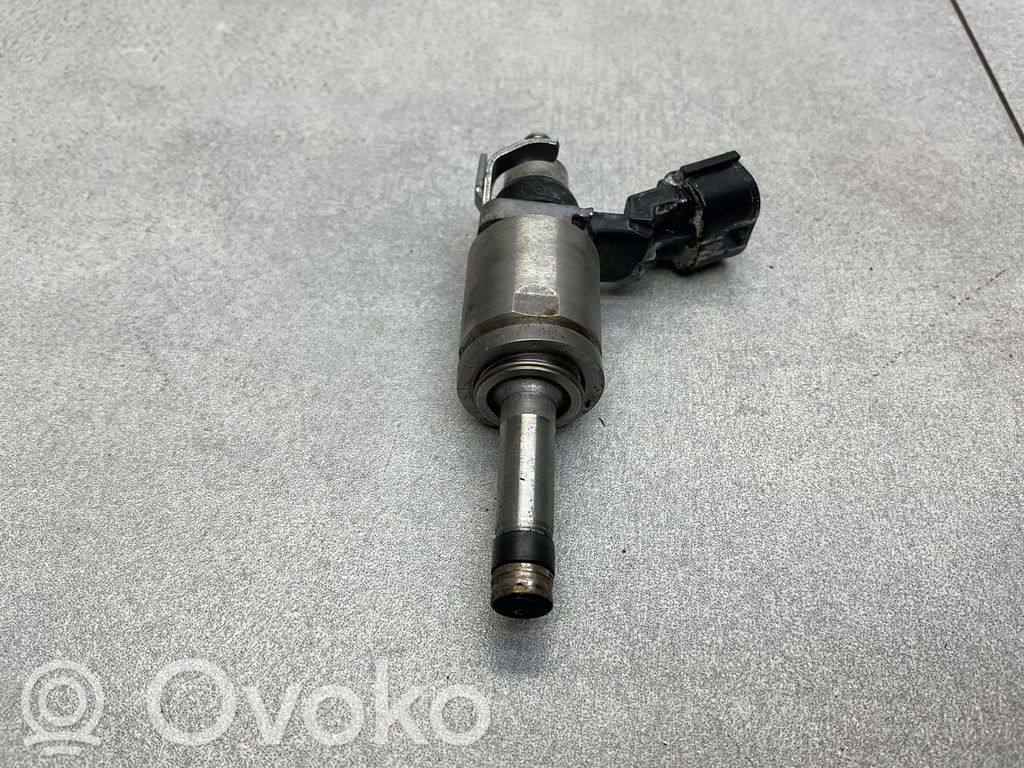 Nissan Juke I F15 Inyector de combustible 