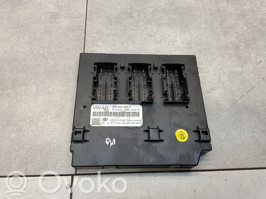 Audi A1 Comfort/convenience module 