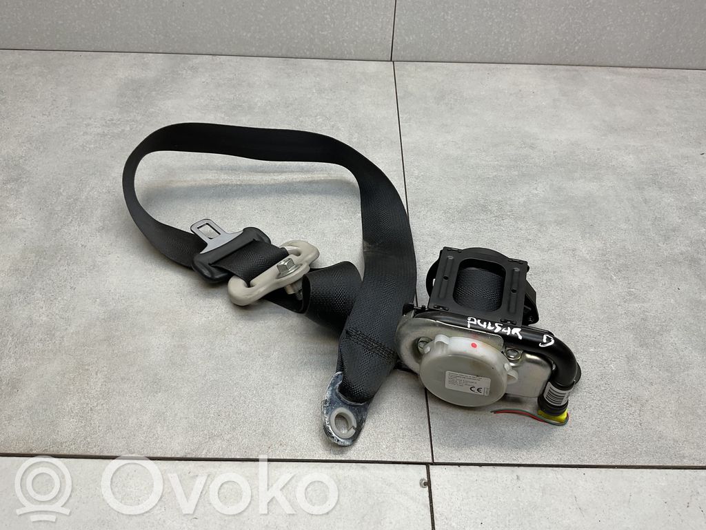 Nissan Pulsar Cinturón delantero 