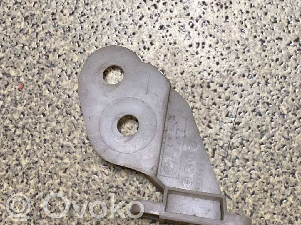 BMW 3 E46 Fender mounting bracket 