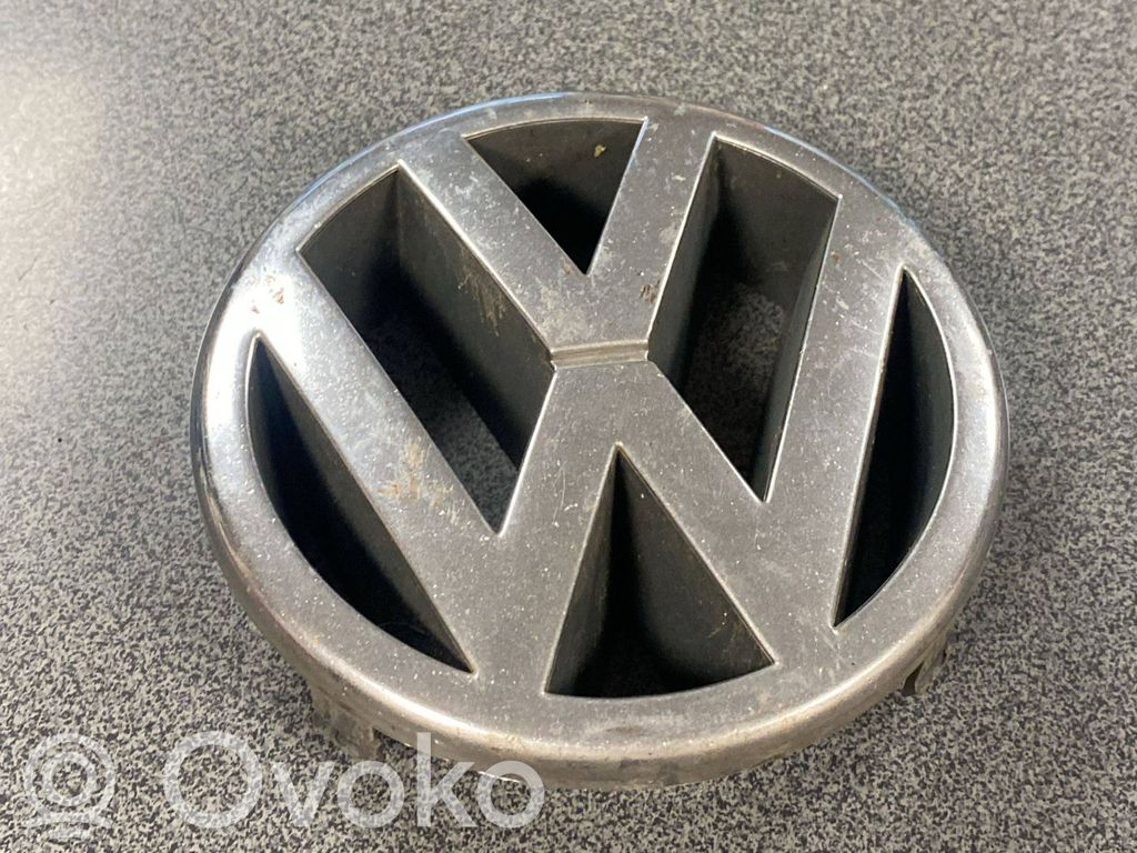 Volkswagen PASSAT B5.5 Emblemat / Znaczek 
