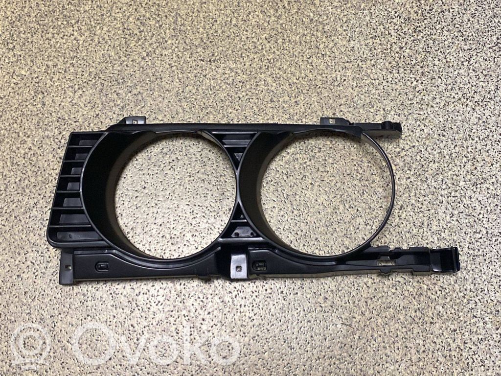 BMW 5 E34 Under headlight/headlamp trim 