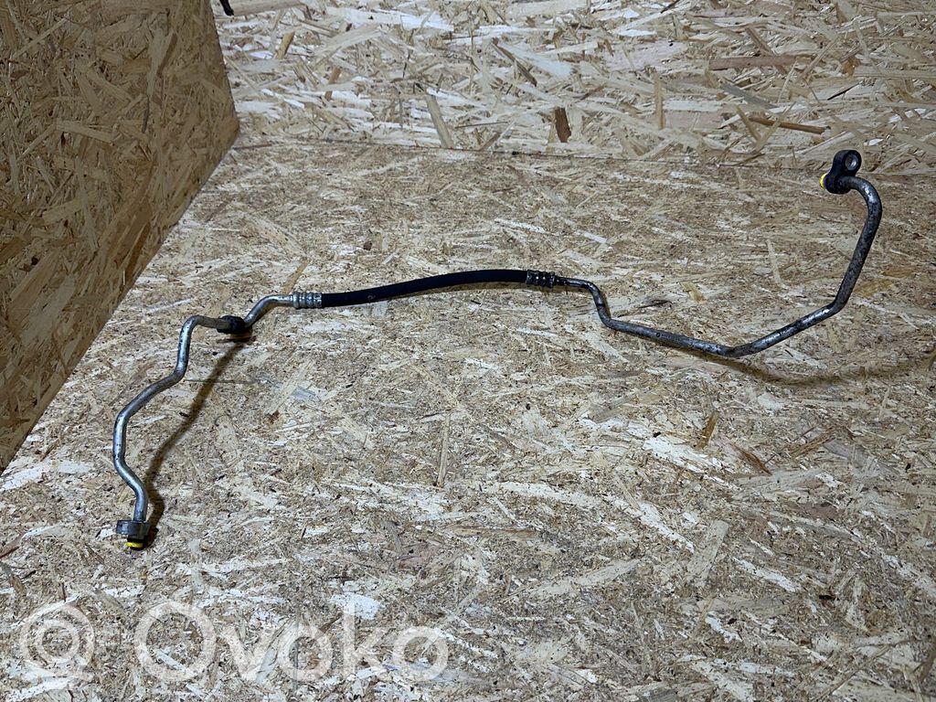 Air conditioning (A/C) pipe/hose   9223319,52529410