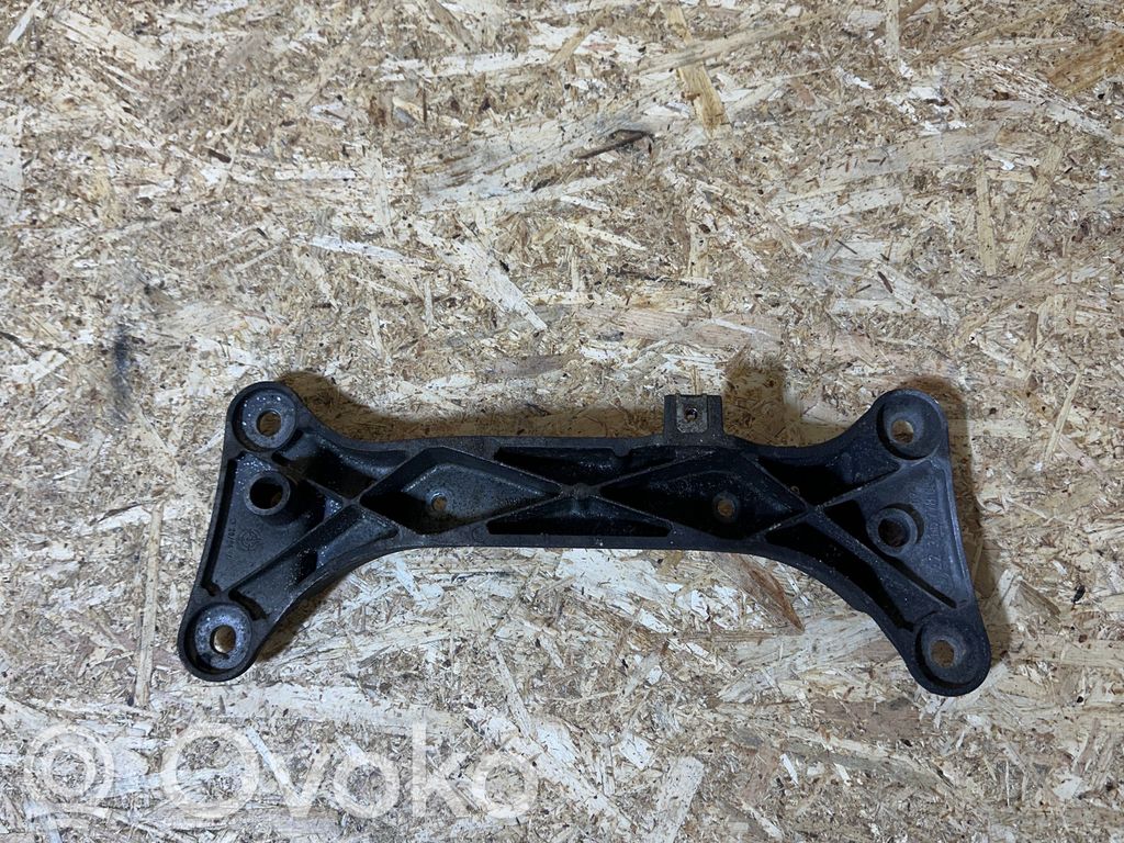 BMW 3 E92 E93 Gearbox mounting bracket 