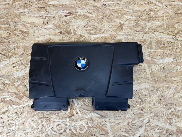 BMW 3 E90 E91 Air intake duct part 