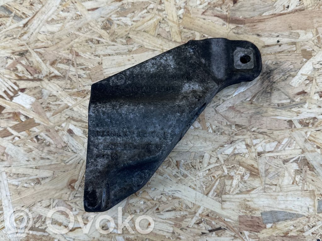 BMW 3 E90 E91 Engine mounting bracket 