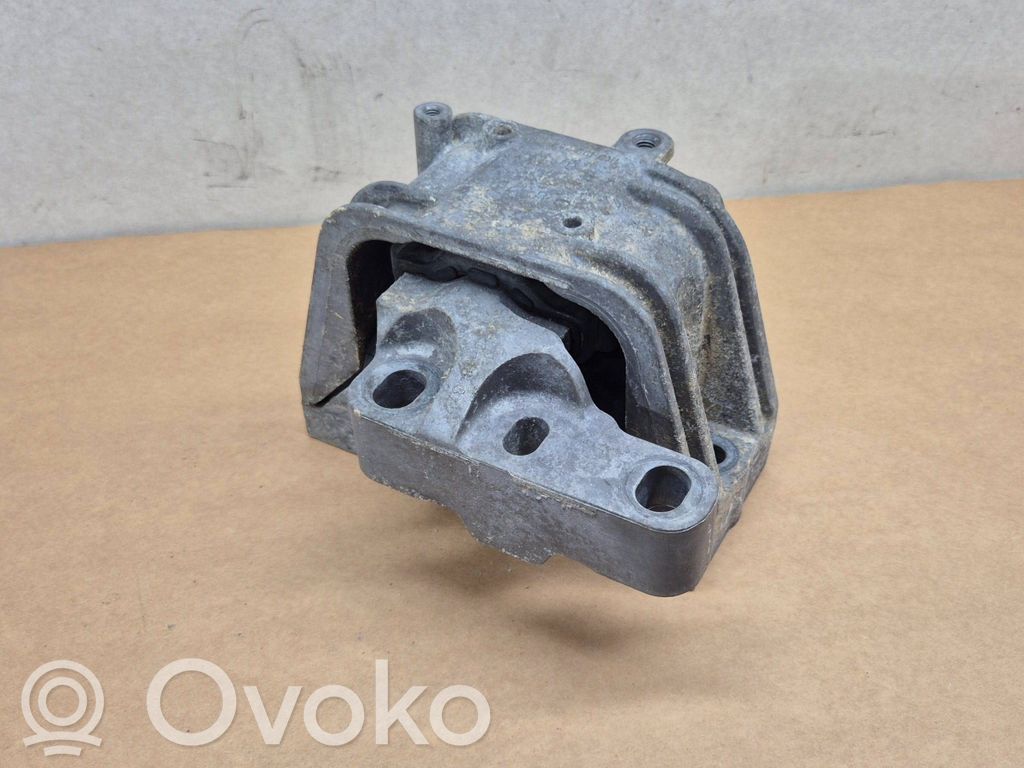 Engine mount bracket   1K0199262
