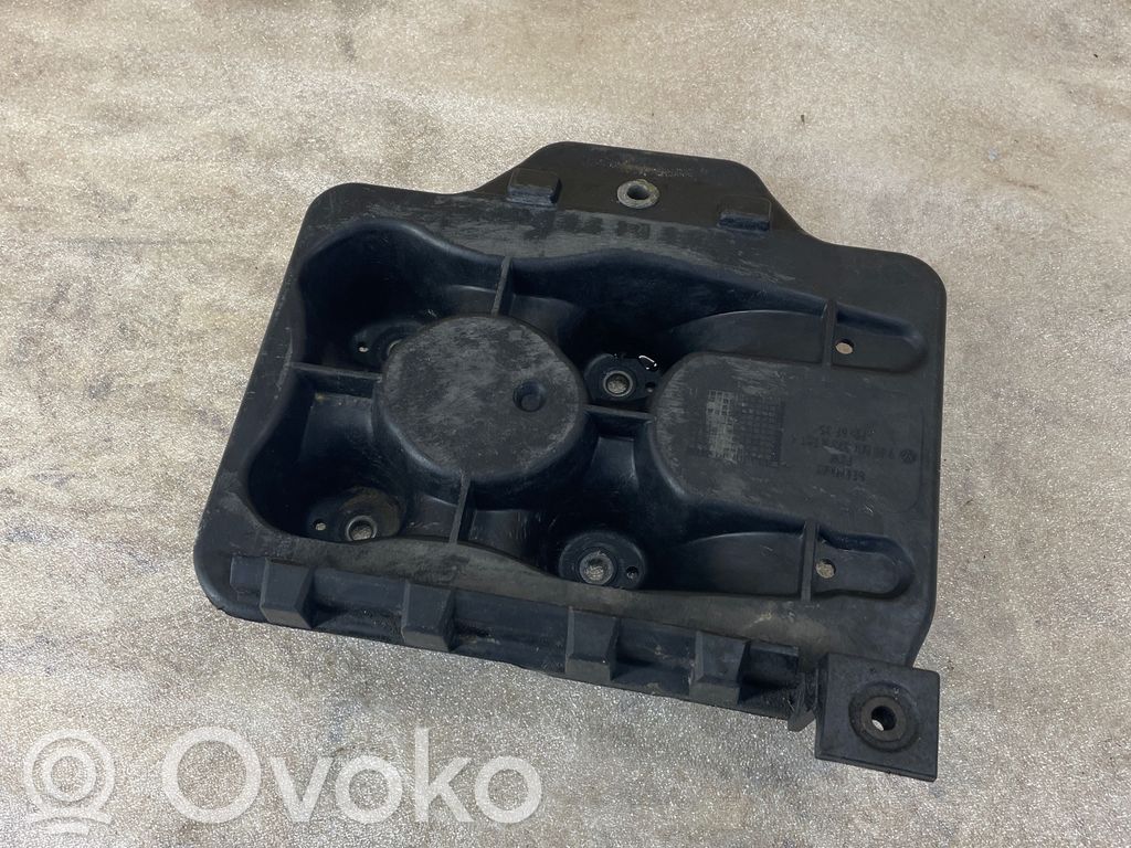 Volkswagen Golf IV Akun alusta 