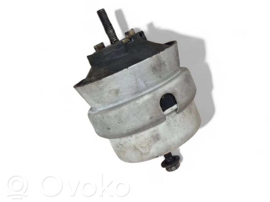 Wspornik / Mocowanie silnika   35038