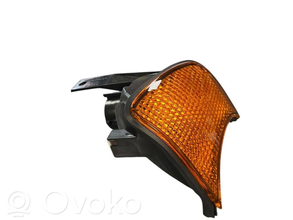 BMW 5 E34 Front indicator light 