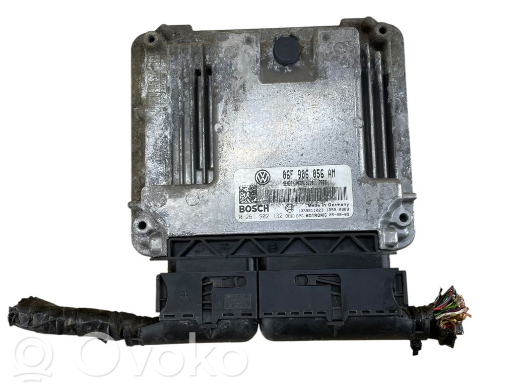 Volkswagen PASSAT B6 Engine control unit/module 