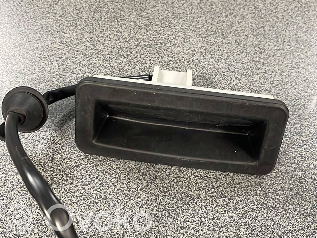 Tailgate trunk handle   1346324