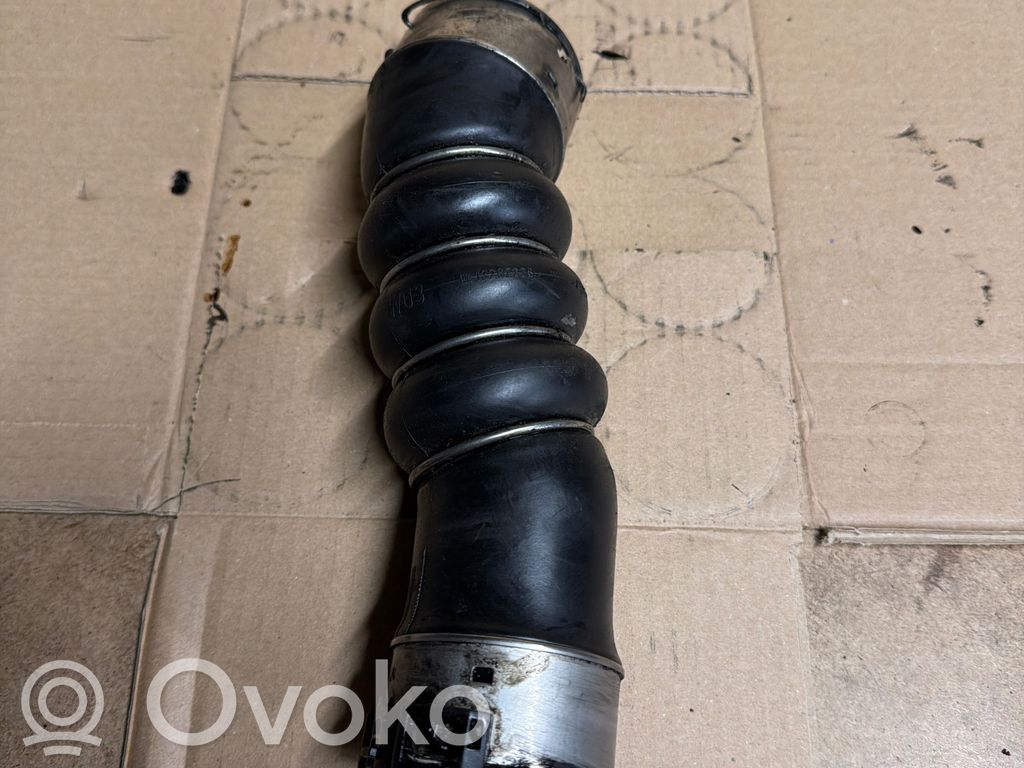 Wąż / Rura intercoolera   13267226