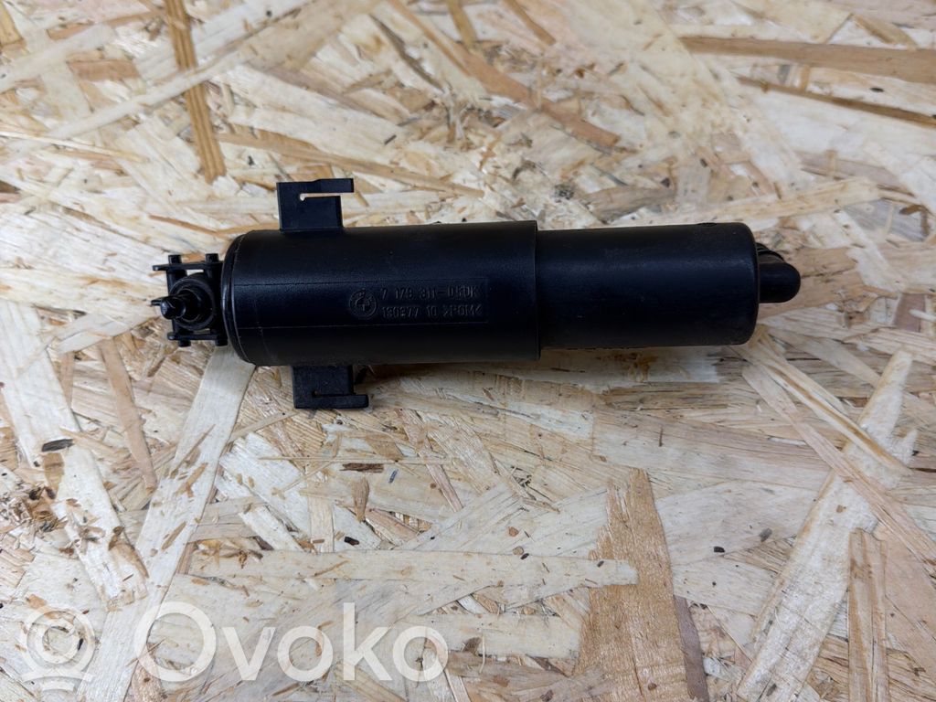 BMW 3 E90 E91 Headlight washer spray nozzle 