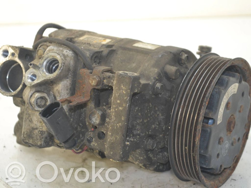 Audi A4 S4 B6 8E 8H Kompresor / Sprężarka klimatyzacji A/C 