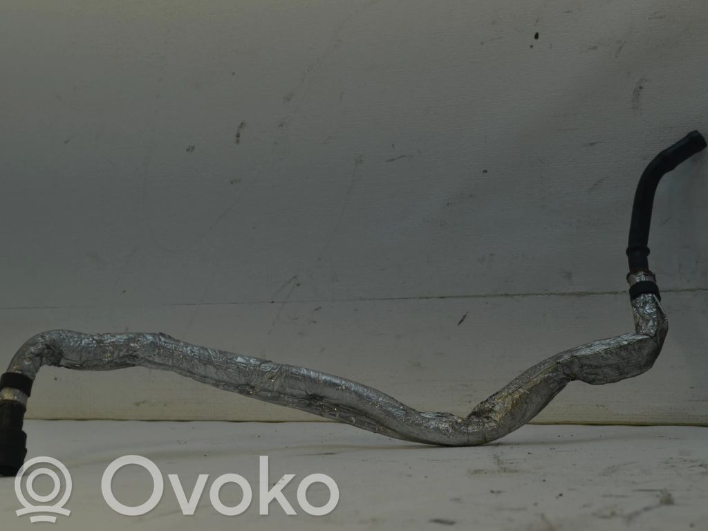 Caurulīte (-es) / šļūtene (-es)   059131055L