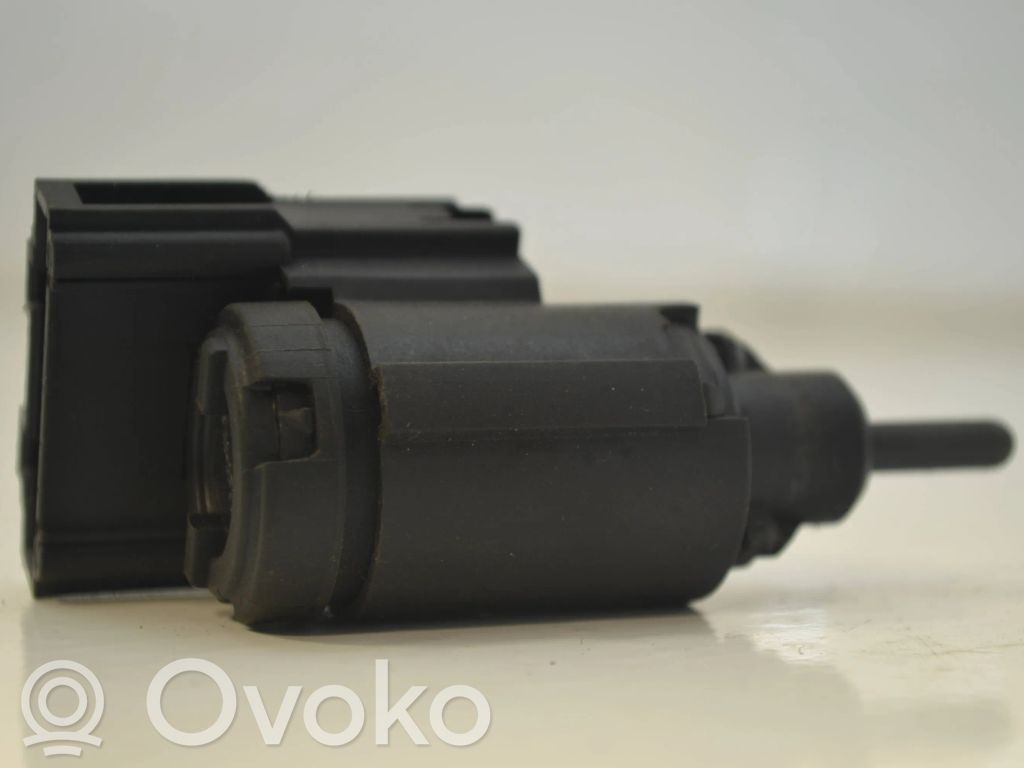 Audi A4 S4 B6 8E 8H Comutator senzor pedală frână 