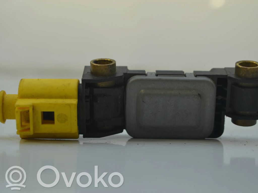 Czujnik uderzenia Airbag   8E0959643A,260202,0231803AAT0