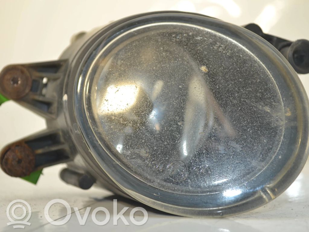 Audi A4 S4 B6 8E 8H Światło przeciwmgłowe przednie 