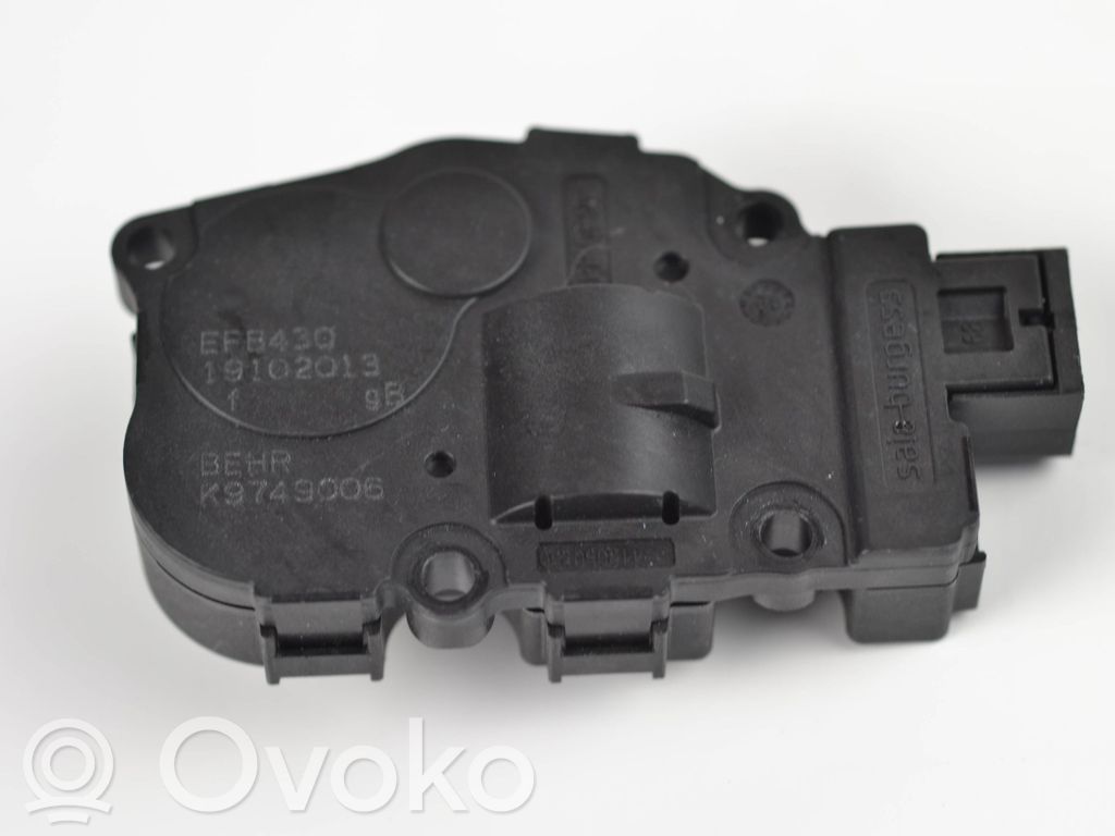 Audi A4 S4 B8 8K Silniczek nagrzewnicy 