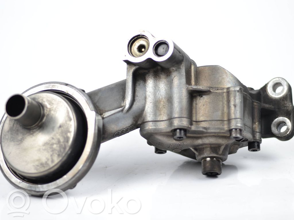 Audi A6 S6 C6 4F Öljypumppu 