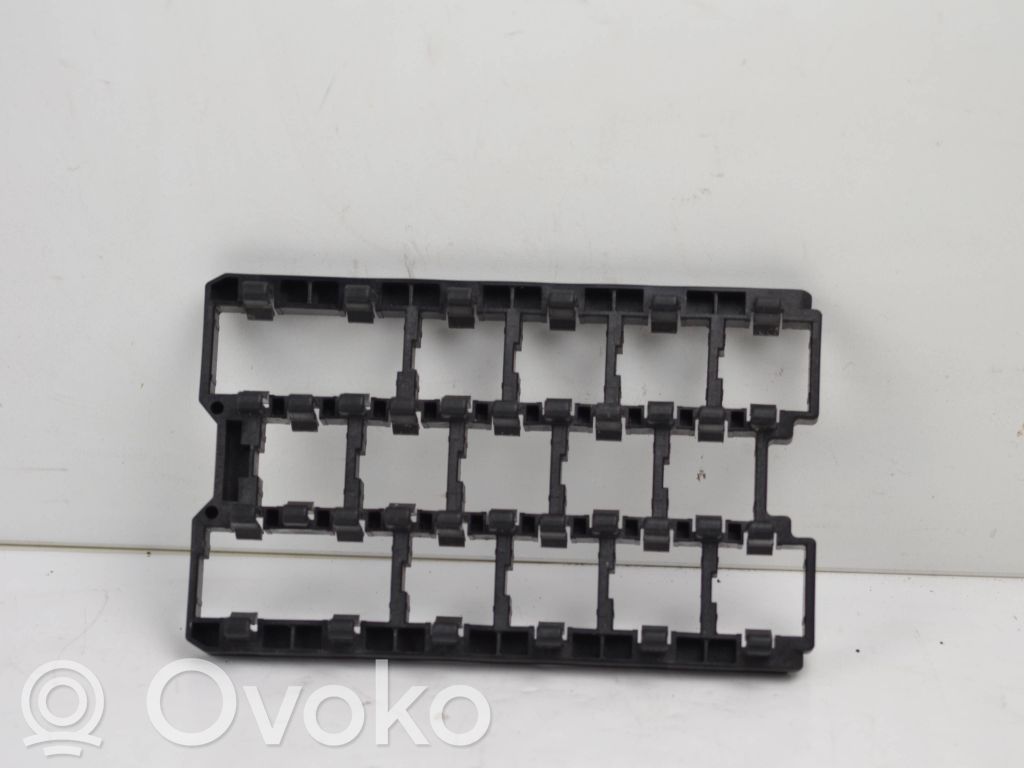 Audi A6 S6 C4 4A Fuse box set 