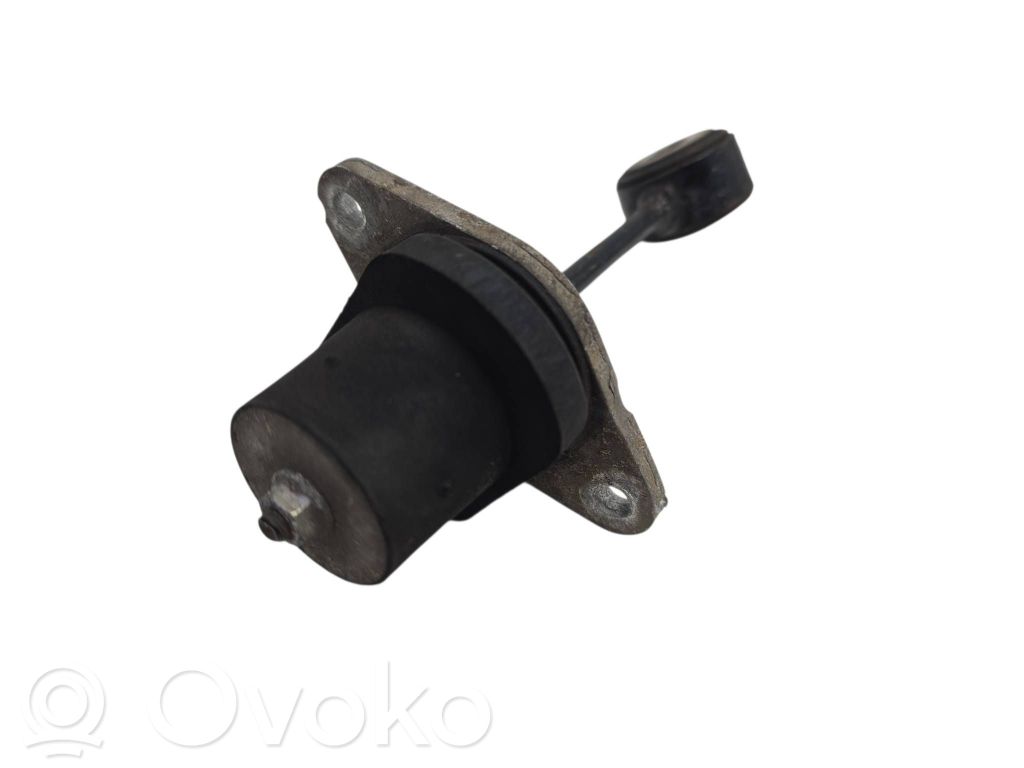 Audi Q7 4M Engine mount bracket 