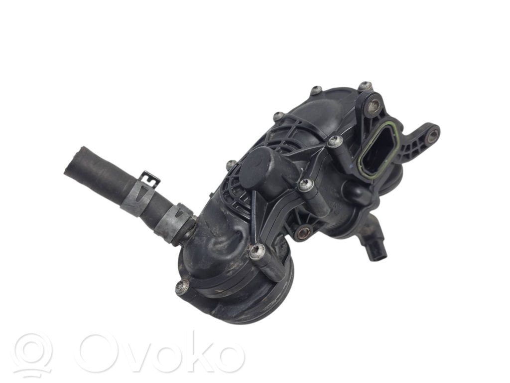 Audi Q7 4M Termostats / termostata korpuss 