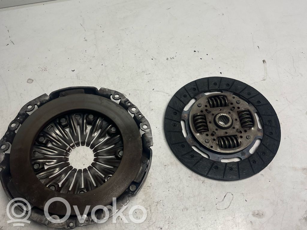 Opel Vivaro Sankabos komplektas 