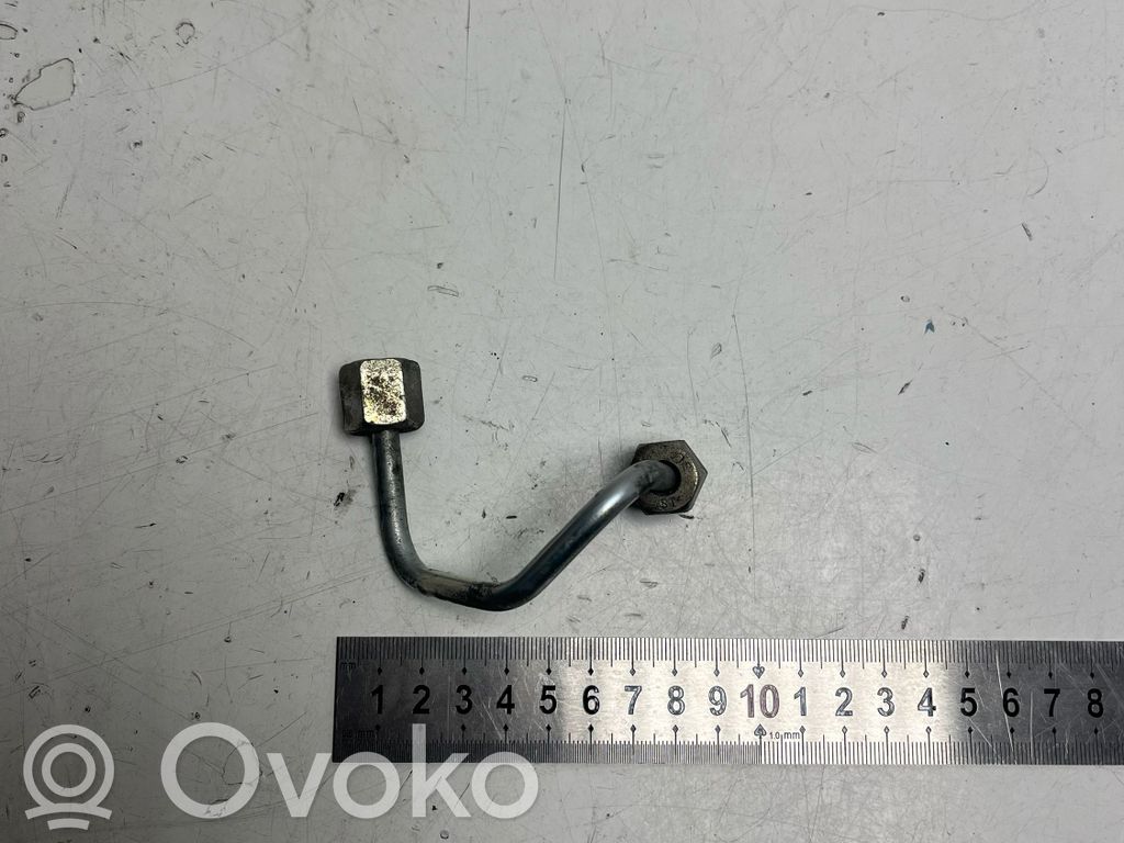 Audi A4 S4 B8 8K Przewód paliwowy wtryskiwacza 