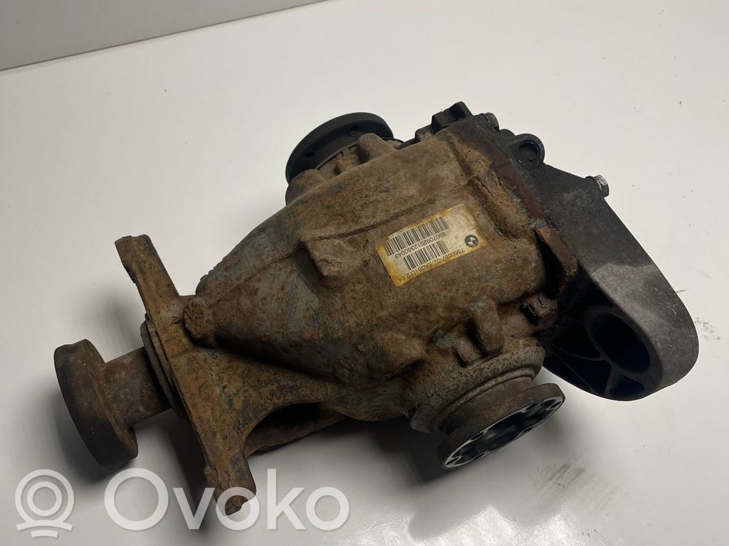Задний редуктор   264,7560587,756486702,1728V18,202369A,3715,37153,7528320,756058702,8907092012360043,EA081U