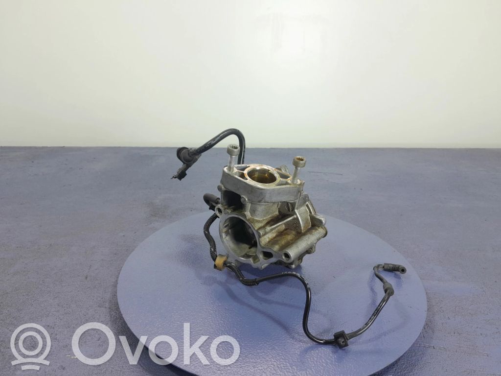 Volkswagen PASSAT B8 Pompă vacuum 
