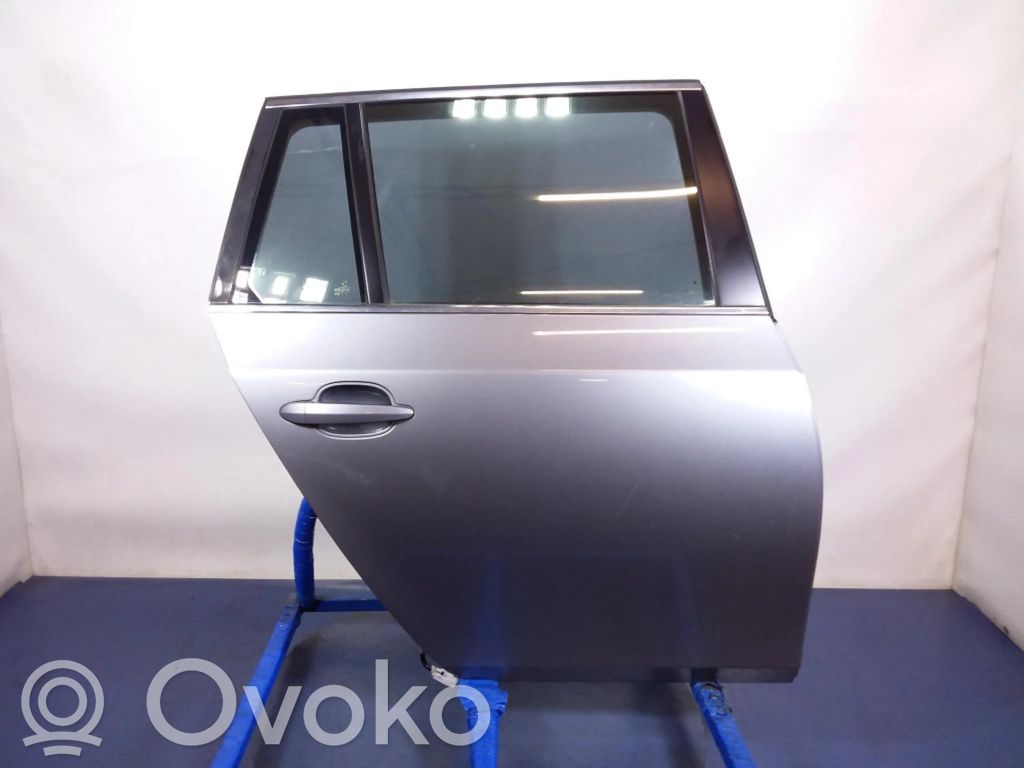 Rear door