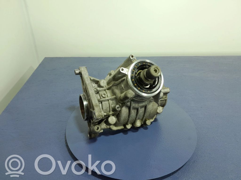 BMW 1 F40 Gearbox transfer box case 